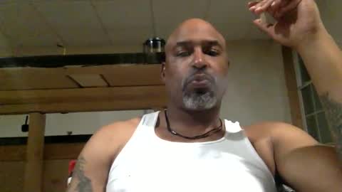Snapshot of zionlion22 chatting on June 3, 1:52 am zionlion22 online show from June 3, 1:52 am