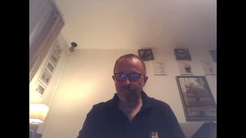Zippi online show from September 16, 6:42 pm