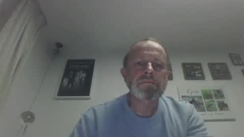 Zippi online show from May 3, 7:09 pm