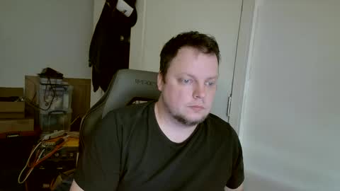 Snapshot of zissix chatting on March 3, 8:00 pm zissix online show from March 3, 8:00 pm