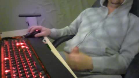 Snapshot of zkraston11 chatting on March 10, 4:03 pm zkraston11 online show from March 10, 4:03 pm