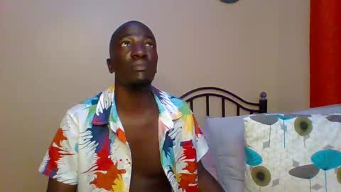 Snapshot of zlatann2012 chatting on February 5, 6:37 pm Zlatann2012 online show from February 5, 6:37 pm