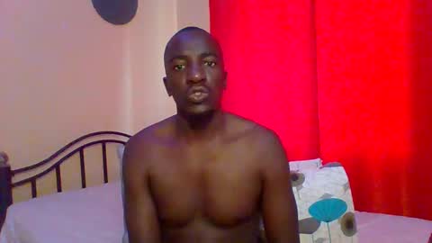 Snapshot of zlatann2012 chatting on February 14, 5:51 am Zlatann2012 online show from February 14, 5:51 am