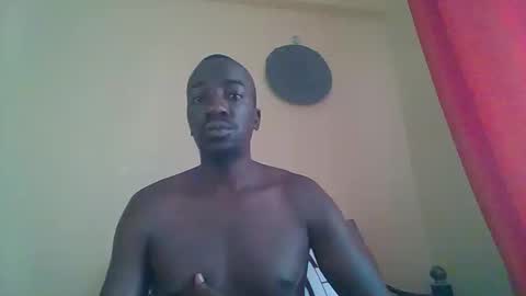 Snapshot of zlatann2012 chatting on October 21, 6:47 am Zlatann2012 online show from October 21, 6:47 am