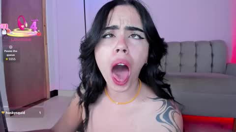 Snapshot of zoe6x chatting on October 28, 2:20 pm zoe online show from October 28, 2:20 pm