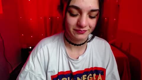 zoe_0111 online show from February 6, 7:29 pm