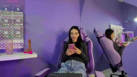 Zoe online show from March 29, 3:17 am