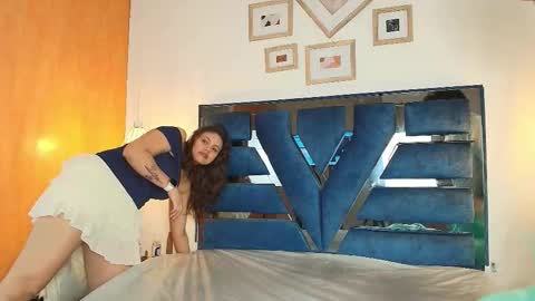 Zoe and dylan  online show from February 27, 12:16 pm