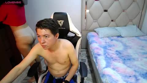 ZOE AND JACK online show from April 13, 8:36 pm