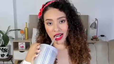 Zoe Gruber online show from February 7, 12:58 am