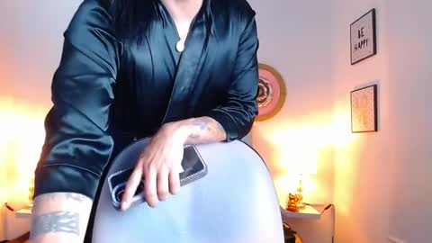 zoe_hecate online show from May 16, 1:13 am
