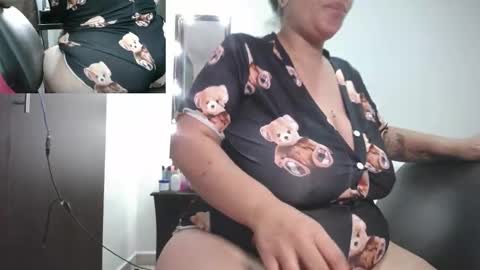 Snapshot of zoe_hotxxx chatting on November 1, 2:46 am zoe hotxxx online show from November 1, 2:46 am