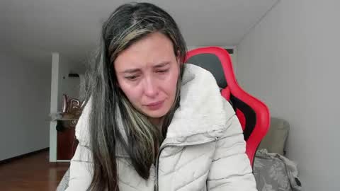 ZOE online show from April 10, 9:08 pm