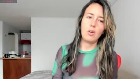 Snapshot of zoe_jeane_beker chatting on July 14, 8:14 pm ZOE online show from July 14, 8:14 pm