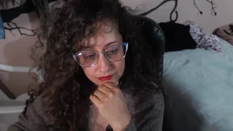 Snapshot of zoe_koller chatting on April 5, 2:42 am Zoe Koller online show from April 5, 2:42 am