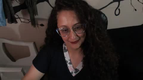 Snapshot of zoe_koller chatting on April 10, 2:39 am Zoe Koller online show from April 10, 2:39 am