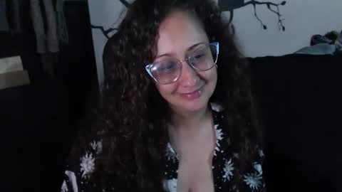 Snapshot of zoe_koller chatting on April 30, 12:44 pm Zoe Koller online show from April 30, 12:44 pm