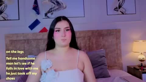zoe_moon__ online show from June 15, 2:30 pm