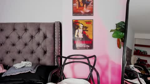 Snapshot of zoe_olsen__ chatting on January 14, 3:26 pm Zoe Olsen online show from January 14, 3:26 pm