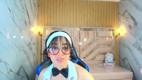 Zoe  online show from November 27, 3:19 am