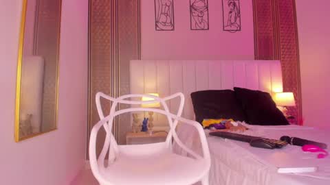 Hi guys i am Zoe  online show from October 14, 11:33 am