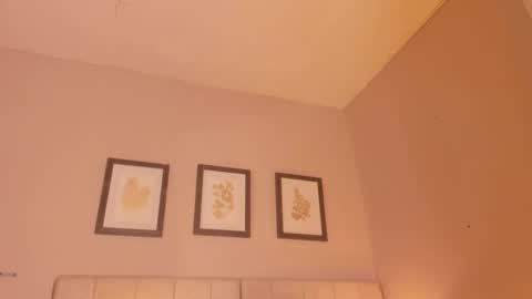 Hi guys i am Zoe  online show from March 28, 11:43 am