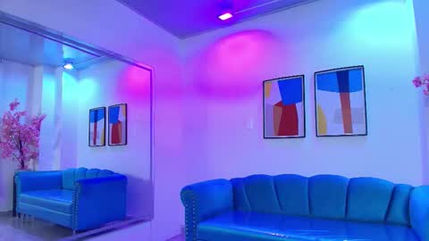 Zoe online show from March 3, 11:27 am