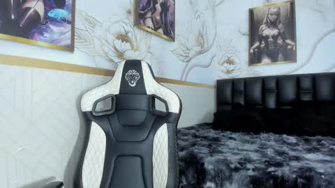 Zoe  online show from January 13, 11:37 am