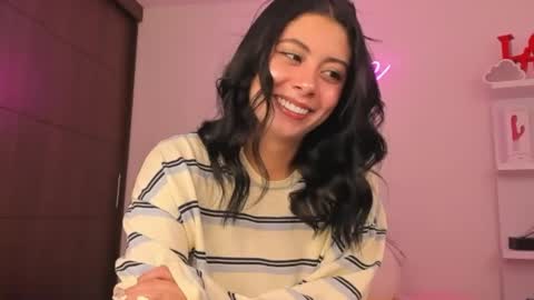 zoecams online show from April 14, 7:20 pm