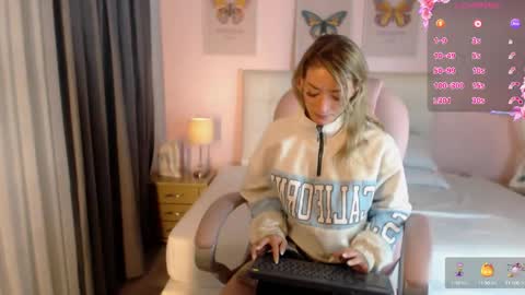 zoe online show from February 18, 9:32 am