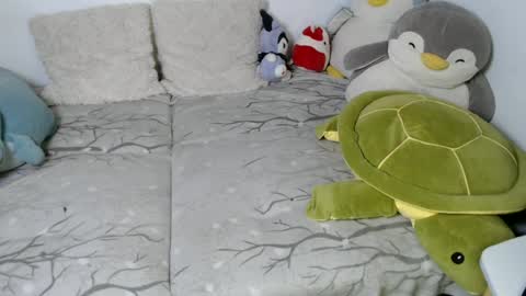 Zoe online show from June 25, 5:12 am