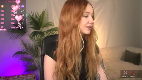 Snapshot of zoeford_ chatting on May 14, 6:31 am ZOE online show from May 14, 6:31 am