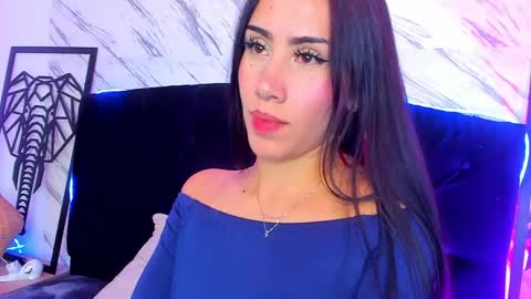Snapshot of zoegp chatting on May 14, 5:58 am Laura online show from May 14, 5:58 am