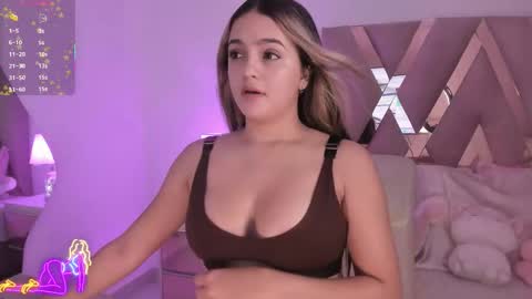 Antonella Kim online show from September 14, 3:33 pm