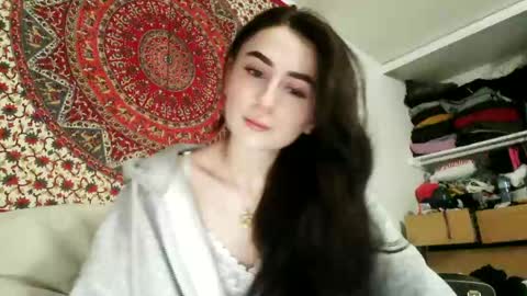 zoepleasing online show from March 7, 2:36 am