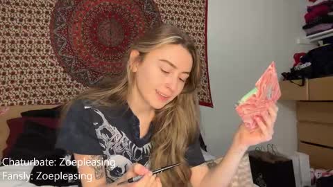 zoepleasing online show from September 12, 2:11 am