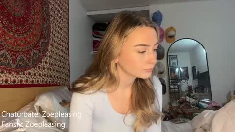 zoepleasing online show from October 7, 12:19 am