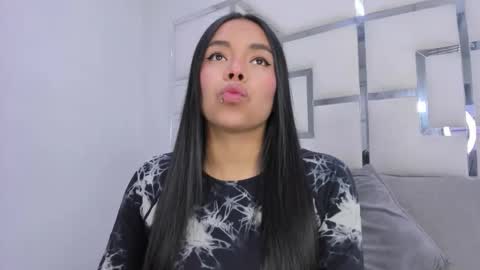 ZoeSwam online show from December 16, 11:04 am