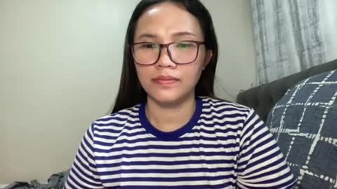 zoey_foryou online show from June 15, 1:08 am