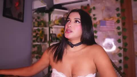 zoey fox  online show from July 12, 2:02 am