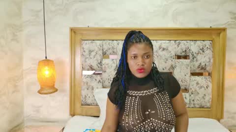Snapshot of zoley_watson chatting on September 23, 3:09 am zoley online show from September 23, 3:09 am