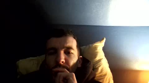 zom online show from December 4, 5:21 pm