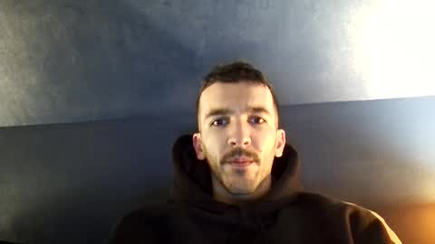 zom online show from December 21, 5:31 pm