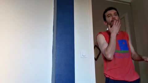 zom online show from April 7, 5:57 pm