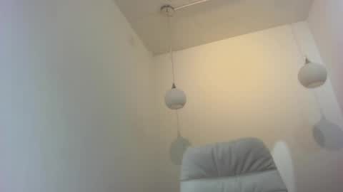 Zooe online show from December 10, 11:43 am