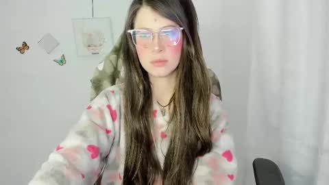 Alicie online show from February 17, 9:06 am