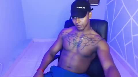 Zoriel online show from April 9, 6:02 pm