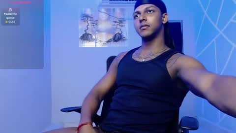 Zoriel online show from July 11, 2:03 am