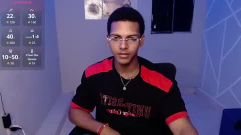 Zoriel online show from July 12, 1:07 am