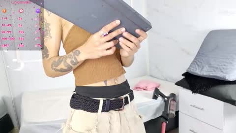 Violeta online show from February 15, 11:41 am